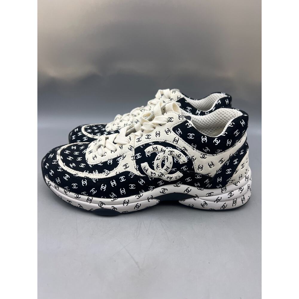 Chanel 22A Mens Black White Suede All Over CC Logo Low Top Trainer Sneakers 39 - Picture 5 of 10